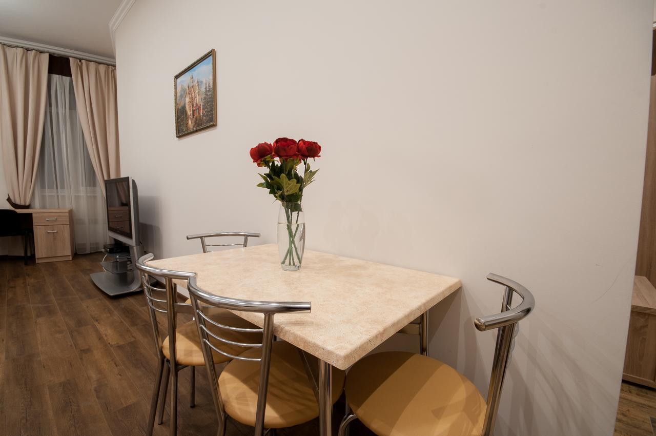 Wonderful Flat On City Center Užhorod Exteriér fotografie